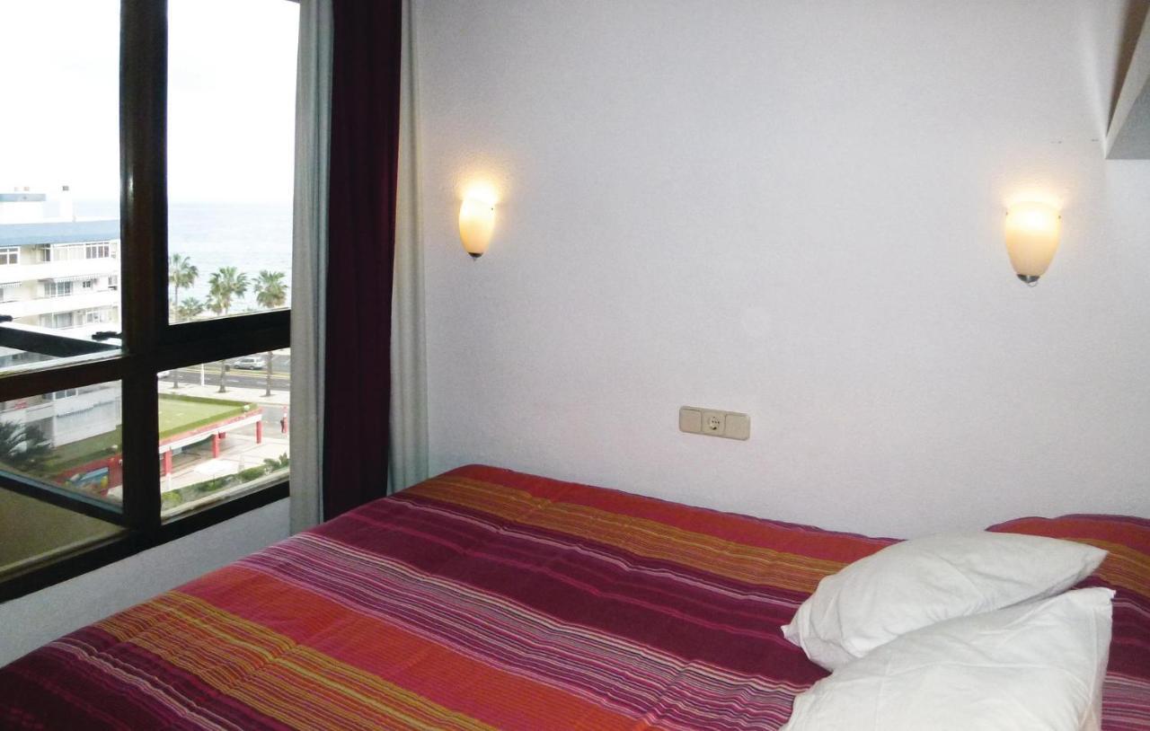 Nice apartment in Benalmdena Costa with 1 Bedrooms, WiFi&Outdoor swimming pool Benalmádena Buitenkant foto