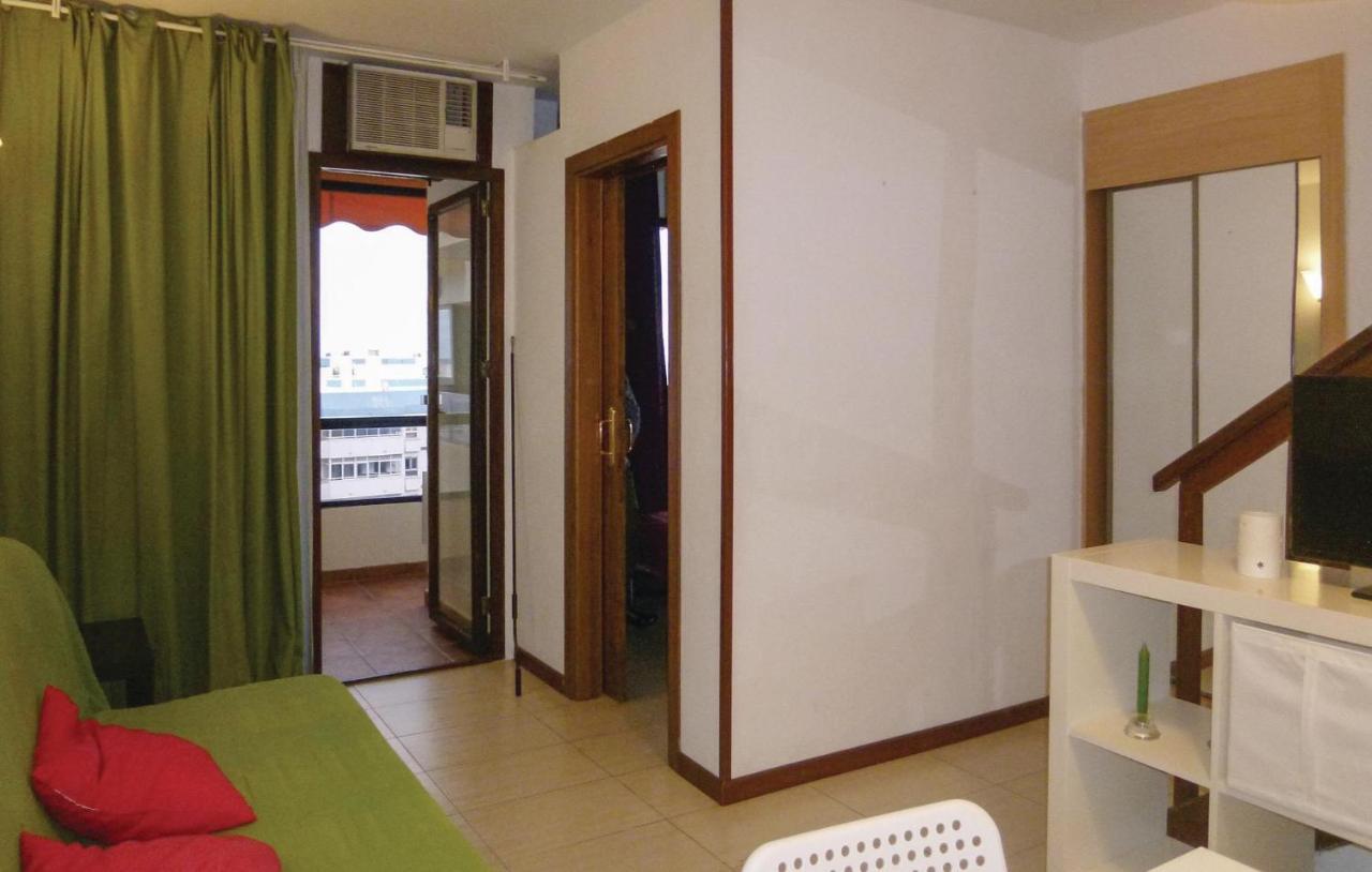 Nice apartment in Benalmdena Costa with 1 Bedrooms, WiFi&Outdoor swimming pool Benalmádena Buitenkant foto