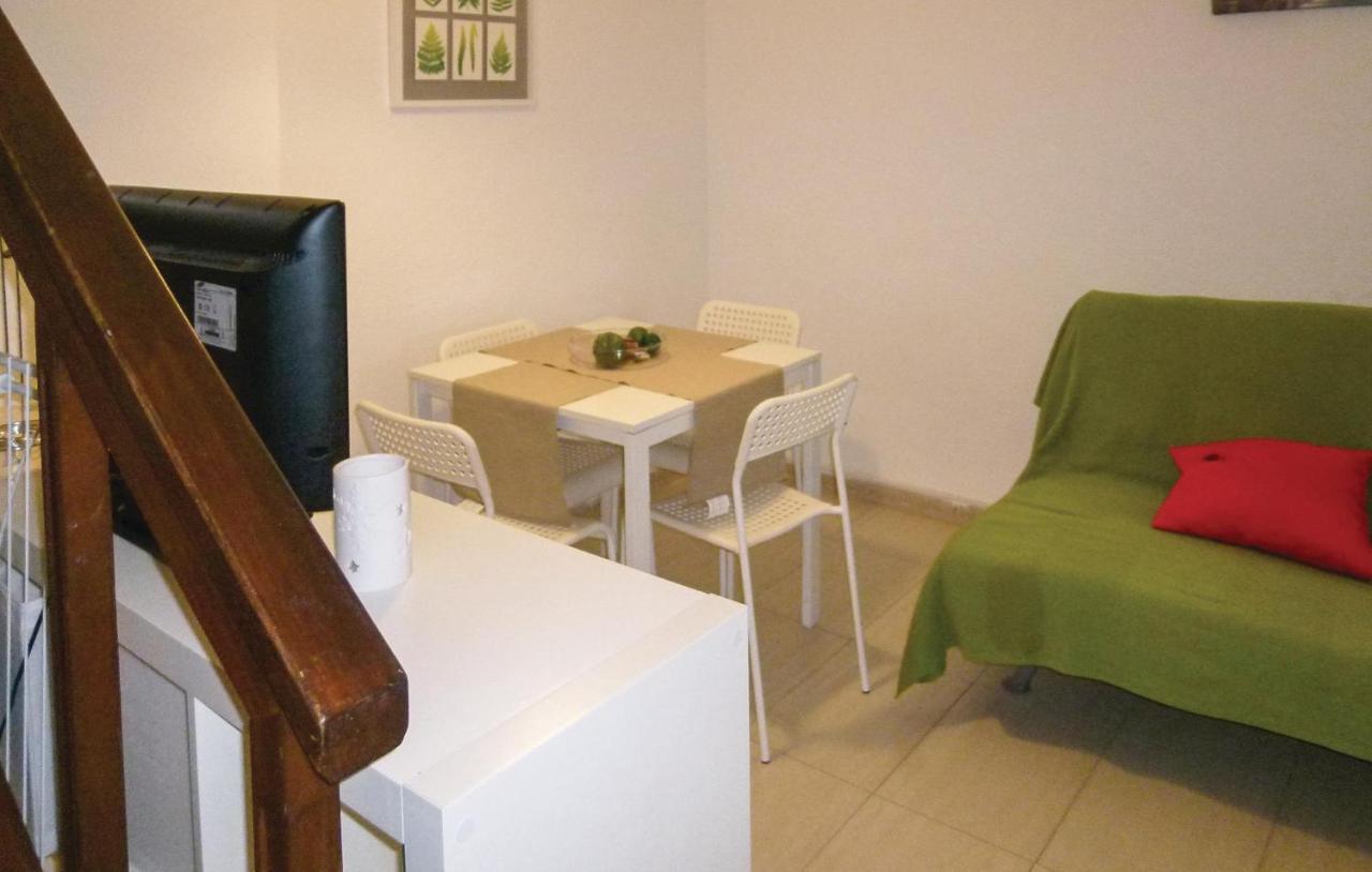 Nice apartment in Benalmdena Costa with 1 Bedrooms, WiFi&Outdoor swimming pool Benalmádena Buitenkant foto